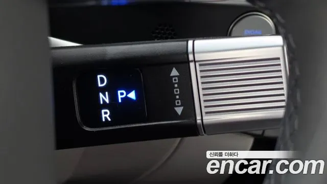 Hyundai Grandeur Grandeur (GN7) 2.5 Бензин 2WD — Фото автомобиля 9