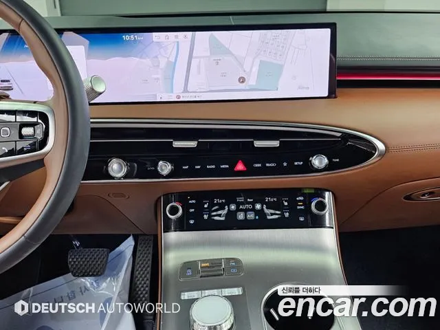 Genesis GV70 — Фото автомобиля 14