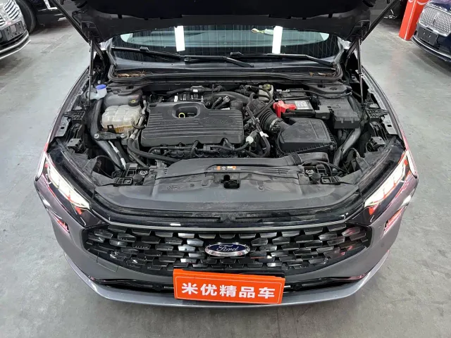 Ford Mondeo — Фото автомобиля 18