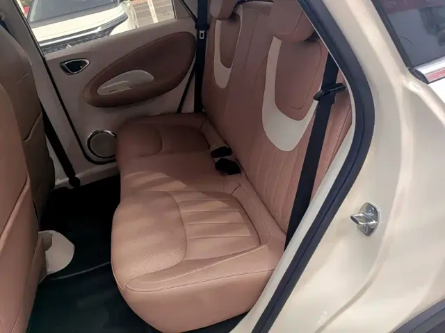 Wuling Bingo — Фото автомобиля 16