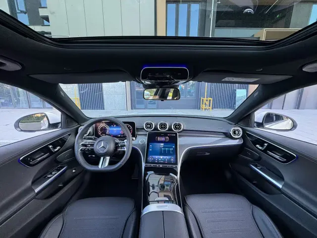 Mercedes-Benz C-Class — Фото автомобиля 7