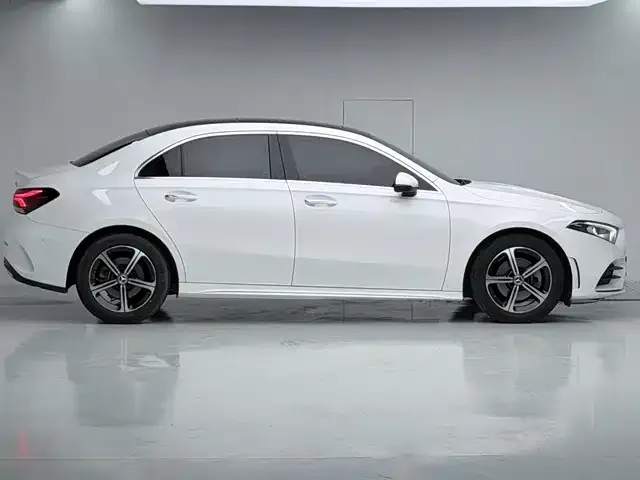 Mercedes-Benz A-Class — Фото автомобиля 9