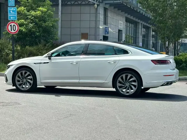 Volkswagen CC — Фото автомобиля 7