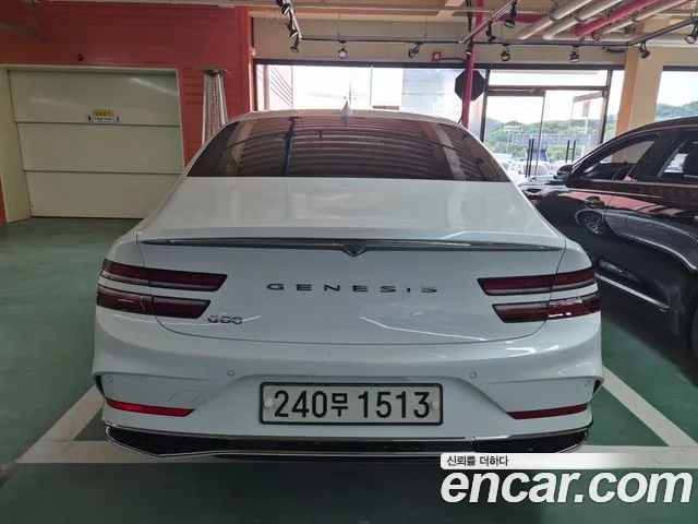 Genesis G80 Бензин 2.5 турбо 2WD — Фото автомобиля 13