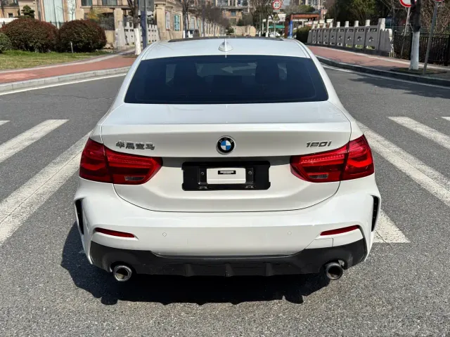 BMW 1 Series — Фото автомобиля 5