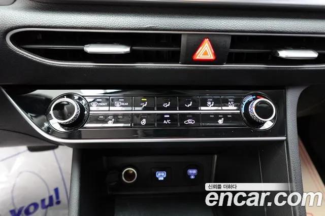 Hyundai Sonata — Фото автомобиля 15