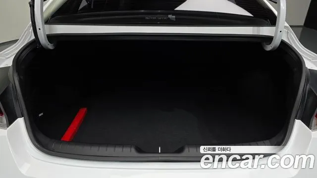 Hyundai Avante CN7 — Фото автомобиля 20