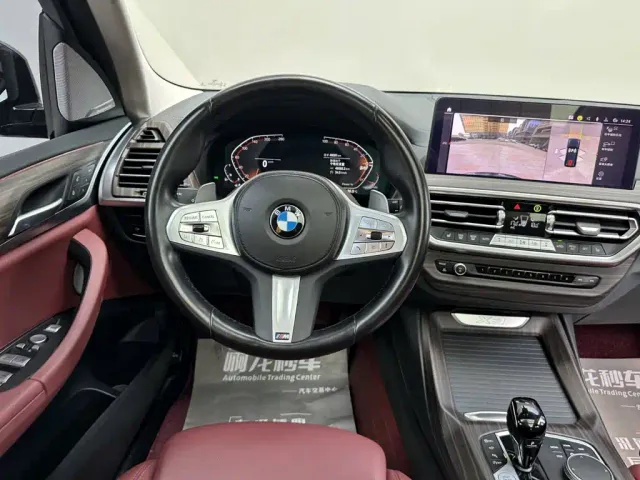 BMW X3 — Фото автомобиля 9