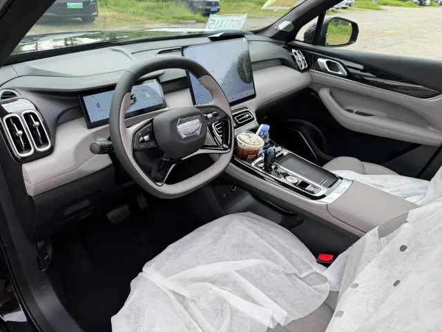 Geely Boyue L — Фото автомобиля 12
