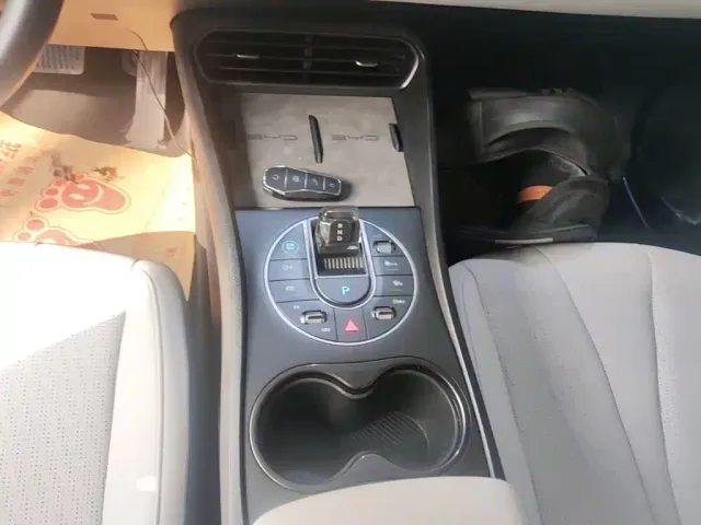 BYD Seal 05 DM-i — Фото автомобиля 13