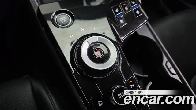 Kia Sportage Sportage 5-е поколение Бензин 1.6 турбо 2WD — Фото автомобиля 8