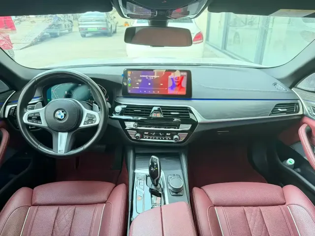 BMW 5 Series — Фото автомобиля 6