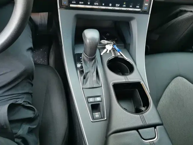 Toyota Avalon 2019 2.0L Progressive Edition (China VI) — Фото автомобиля 13