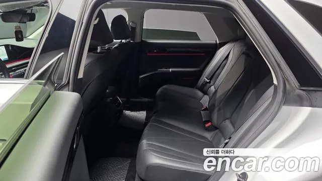 Hyundai Grandeur GN7 — Фото автомобиля 16