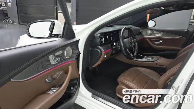 Mercedes-Benz E-Class W213 — Фото автомобиля 15
