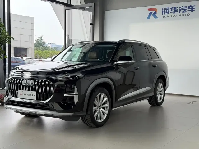 Фотография автомобиля — Audi Q6