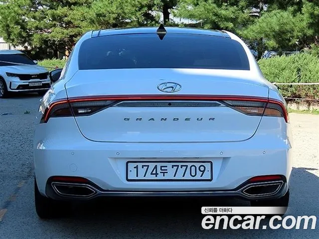 Hyundai Grandeur (New) Hybrid — Фото автомобиля 4