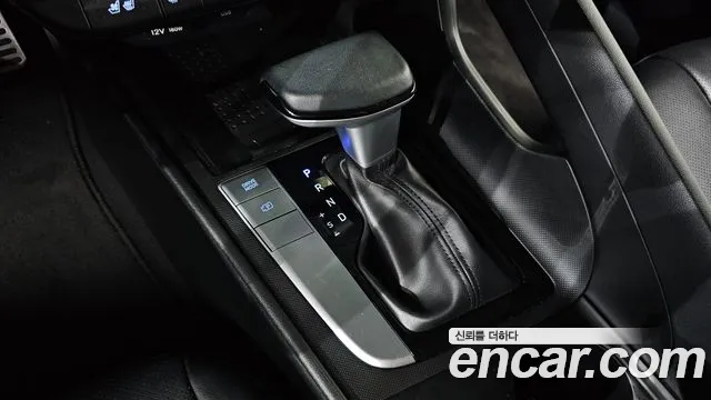 Hyundai AVANTE Avante (CN7) — Фото автомобиля 9