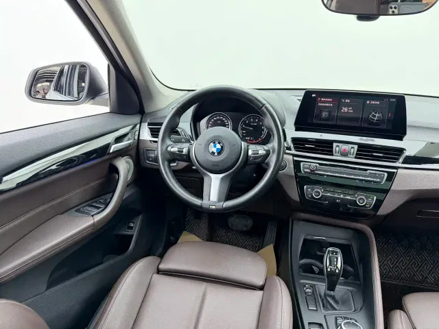 BMW X1 — Фото автомобиля 6