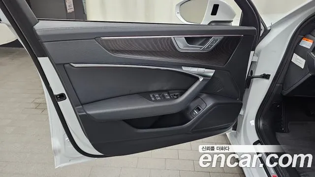 Audi A6 45 TFSI quattro Premium — Фото автомобиля 23