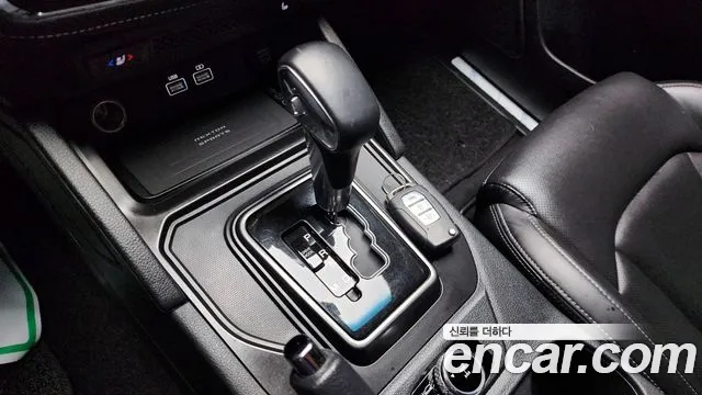 KG_Mobility_Ssangyong Rexton Новый Rexton Sport Khan Дизель 2.2 4WD — Фото автомобиля 9