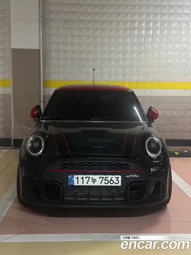 Фотография автомобиля — MINI Cooper