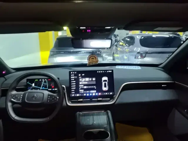 Dongfeng eπ 008 — Фото автомобиля 9