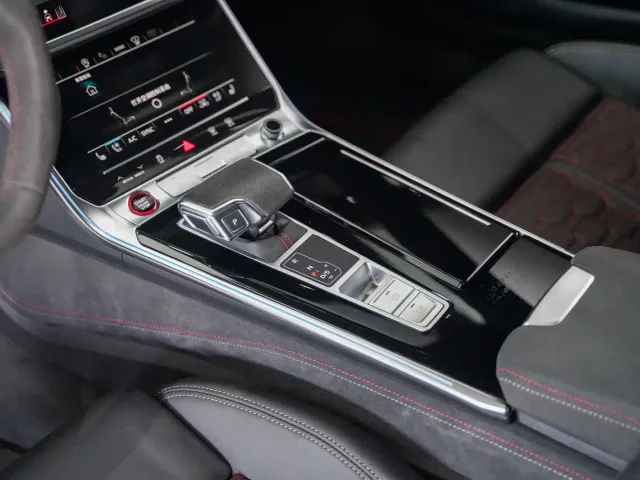 Audi RS 6 — Фото автомобиля 12