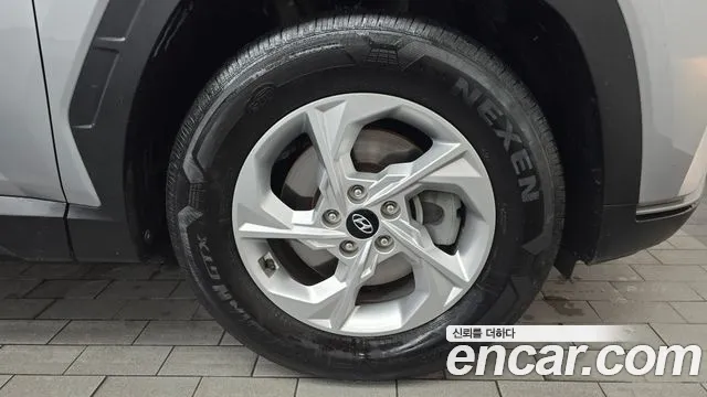Hyundai Tucson Tucson (NX4) Дизель 2.0 2WD — Фото автомобиля 19