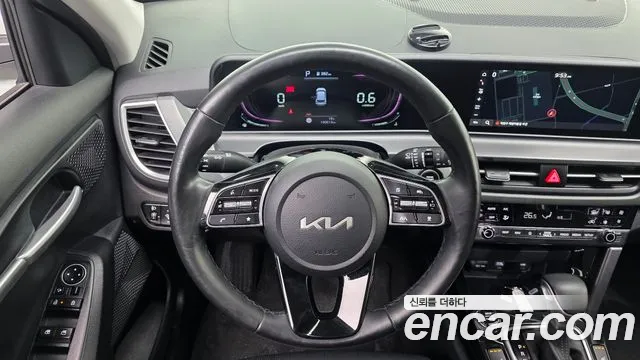 Kia Seltos — Фото автомобиля 14