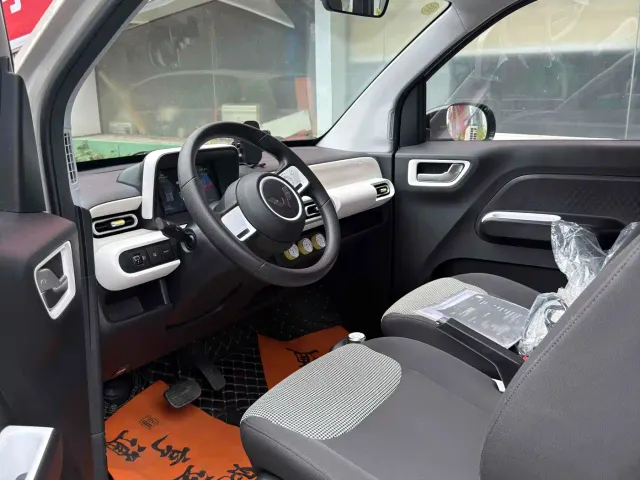 Wuling Hongguang Mini EV — Фото автомобиля 9