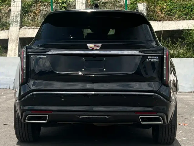 Cadillac XT5 — Фото автомобиля 15