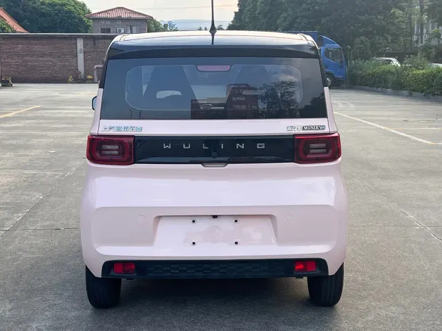 Wuling Hongguang Mini EV — Фото автомобиля 5