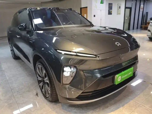 Nio ES8 — Фото автомобиля 3