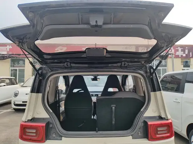 Wuling Hongguang Mini EV — Фото автомобиля 18