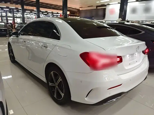 Mercedes-Benz A-Class — Фото автомобиля 4