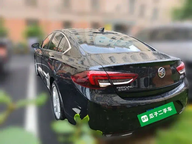 Buick Regal — Фото автомобиля 4