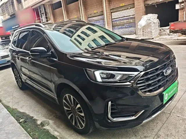 Ford Edge — Фото автомобиля 21