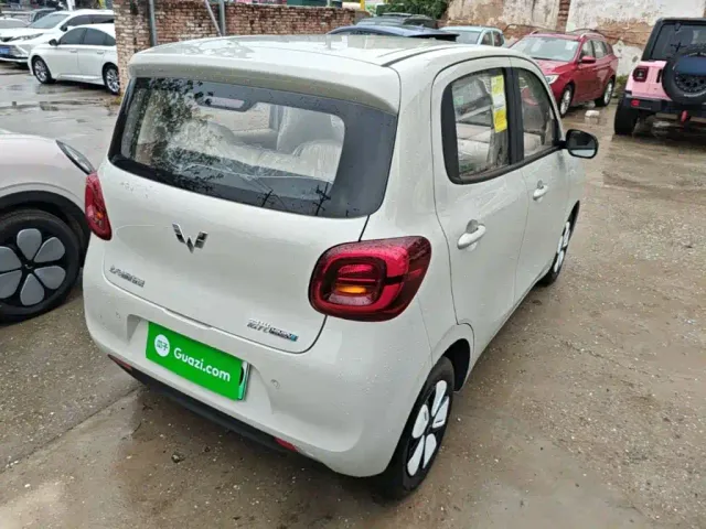 Wuling Hongguang Mini EV — Фото автомобиля 6