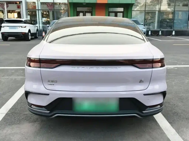 BYD Han — Фото автомобиля 5