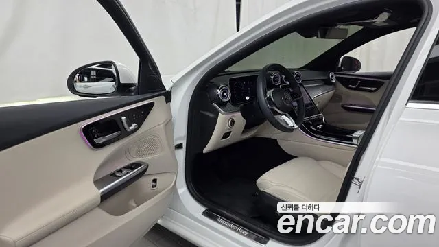 Mercedes-Benz C-Class — Фото автомобиля 10
