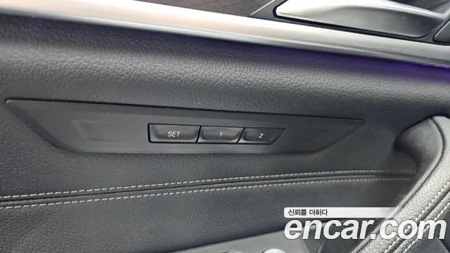BMW 5 Series G30 — Фото автомобиля 29