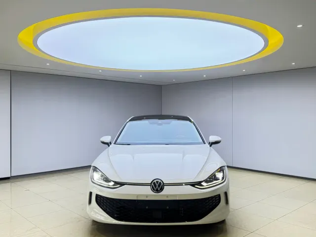 Volkswagen Lamando — Фото автомобиля 2