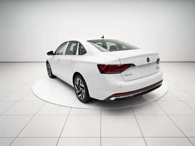Volkswagen Sagitar — Фото автомобиля 4