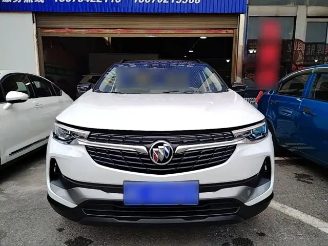 Buick Encore — Фото автомобиля 2