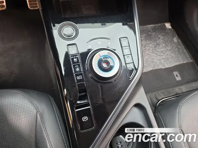 Kia Niro The All New — Фото автомобиля 12
