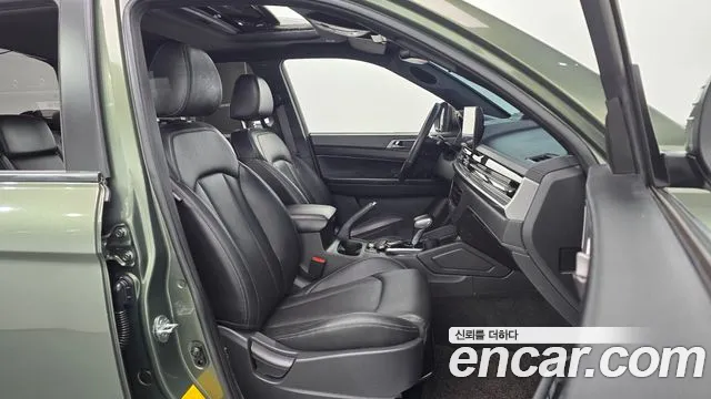 KG_Mobility_Ssangyong Rexton Новый Rexton Sport Дизель 2.2 4WD — Фото автомобиля 11