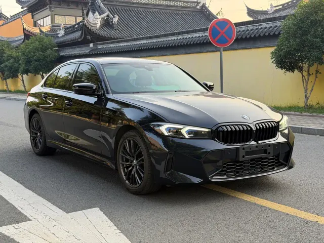 BMW 3 Series — Фото автомобиля 3