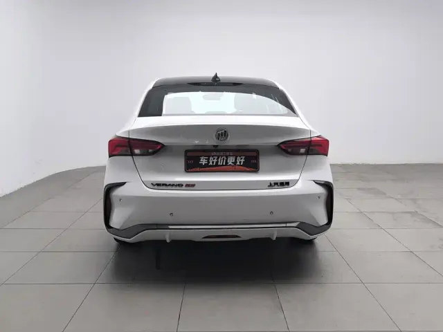 Buick Verano — Фото автомобиля 4