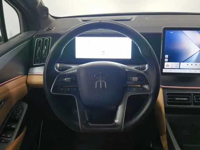 BYD Song L DM-i — Фото автомобиля 11